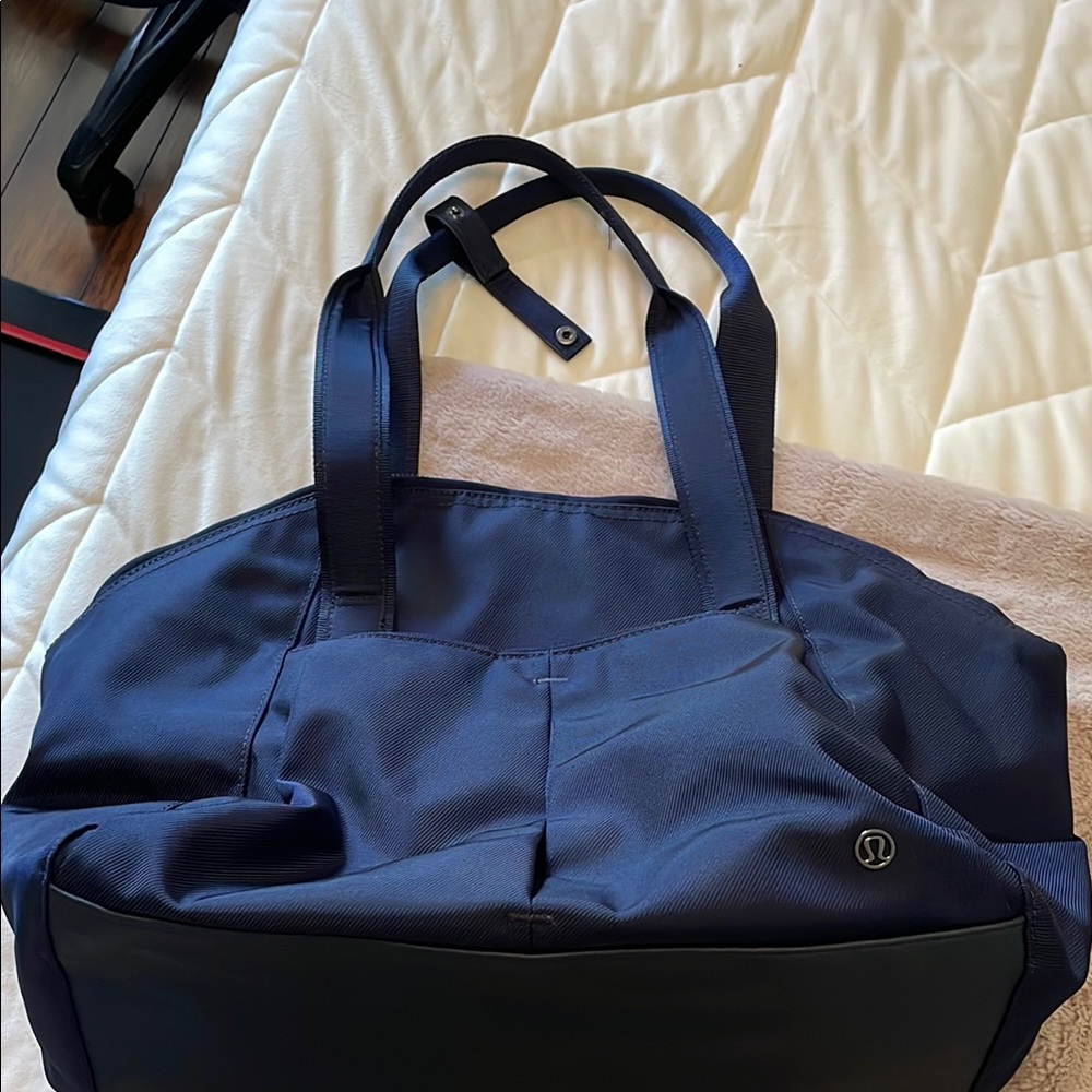 lululemon athletica Blue Travel Bag Durable Design - Picture 4 of 8